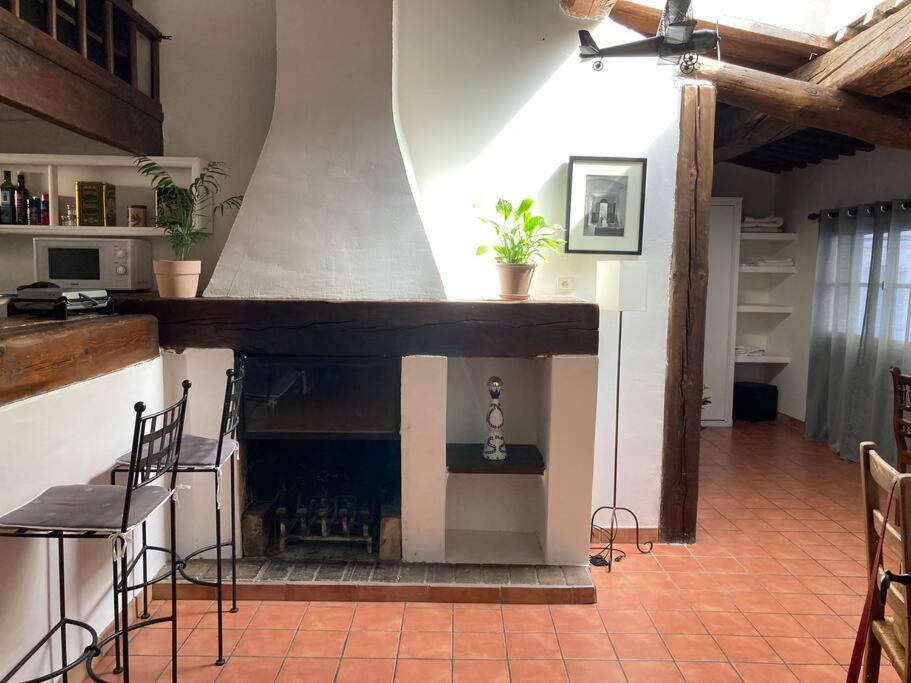 Appartement Avec Deux Chambres Centre Ville Aixois Aix-en-Provence Buitenkant foto